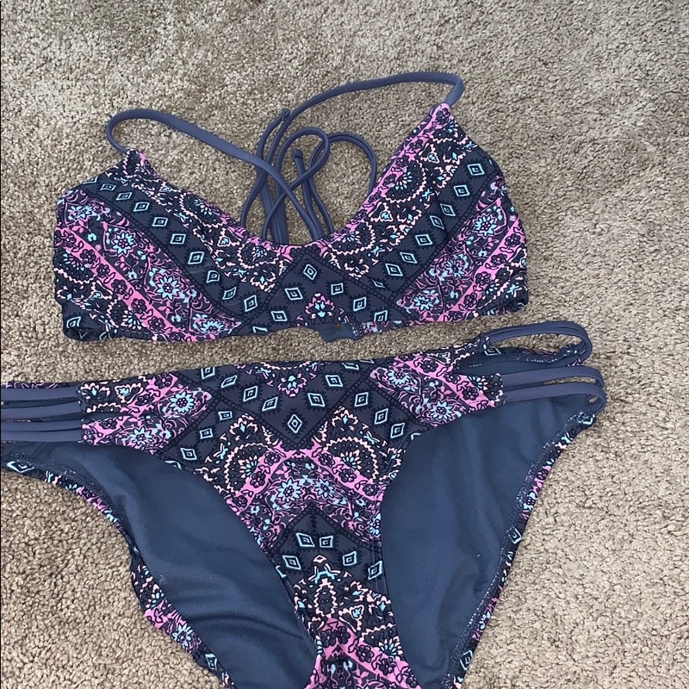 Super cute swim set